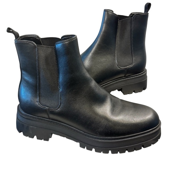 Marc Fisher Lug boots , women's, size 10 , ankle high NWT, black color - Picture 1 of 16
